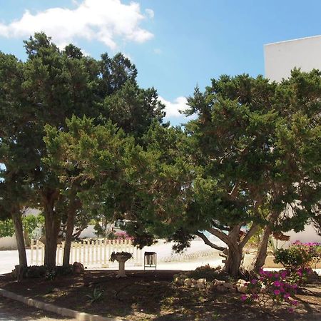 Hotel Lago Playa I Es Pujols Bagian luar foto