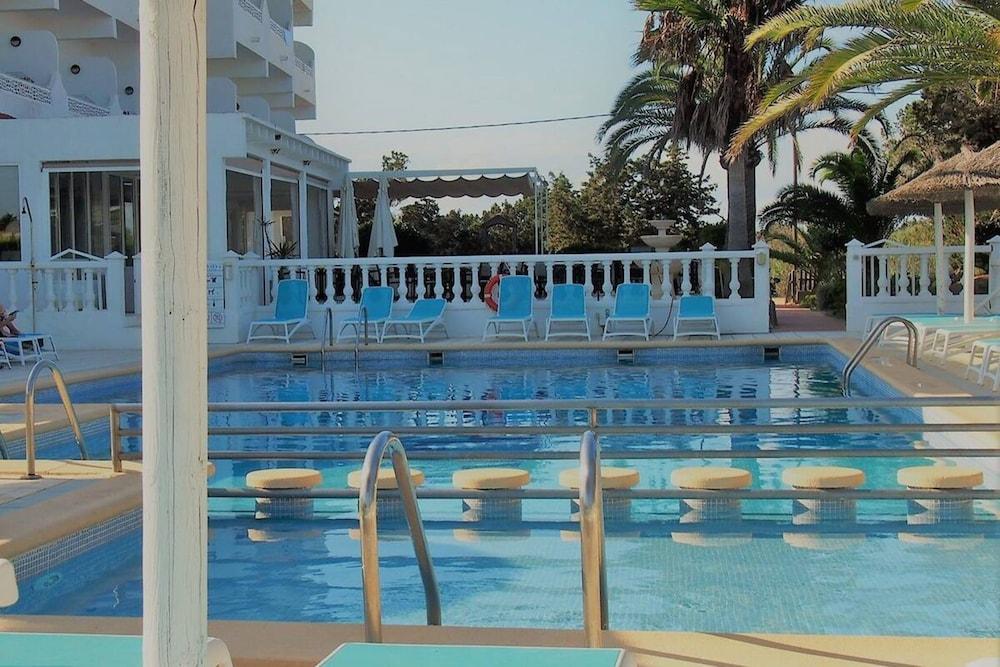 Hotel Lago Playa I Es Pujols Bagian luar foto