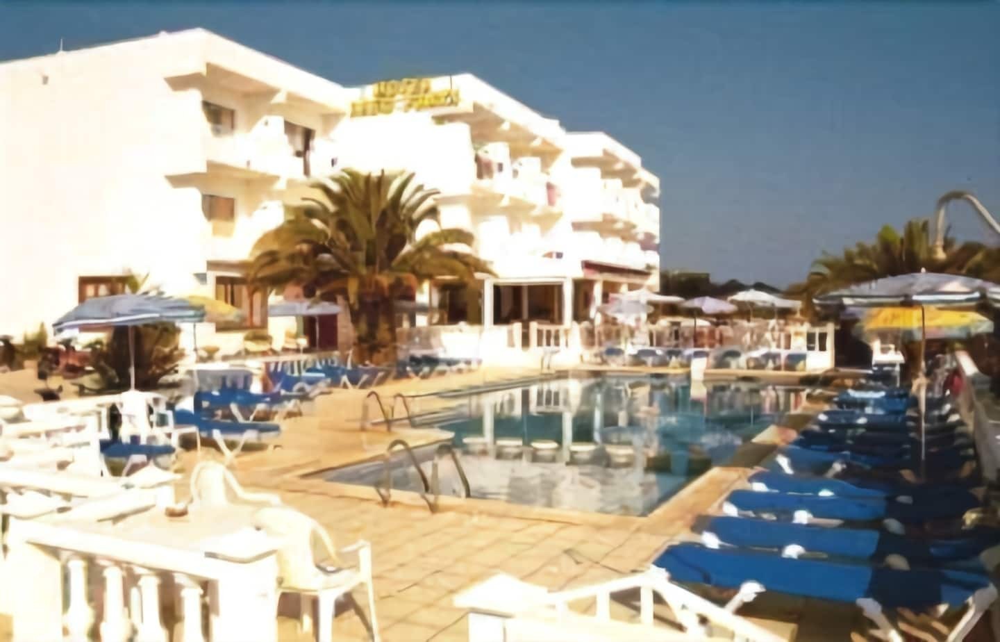 Hotel Lago Playa I Es Pujols Bagian luar foto